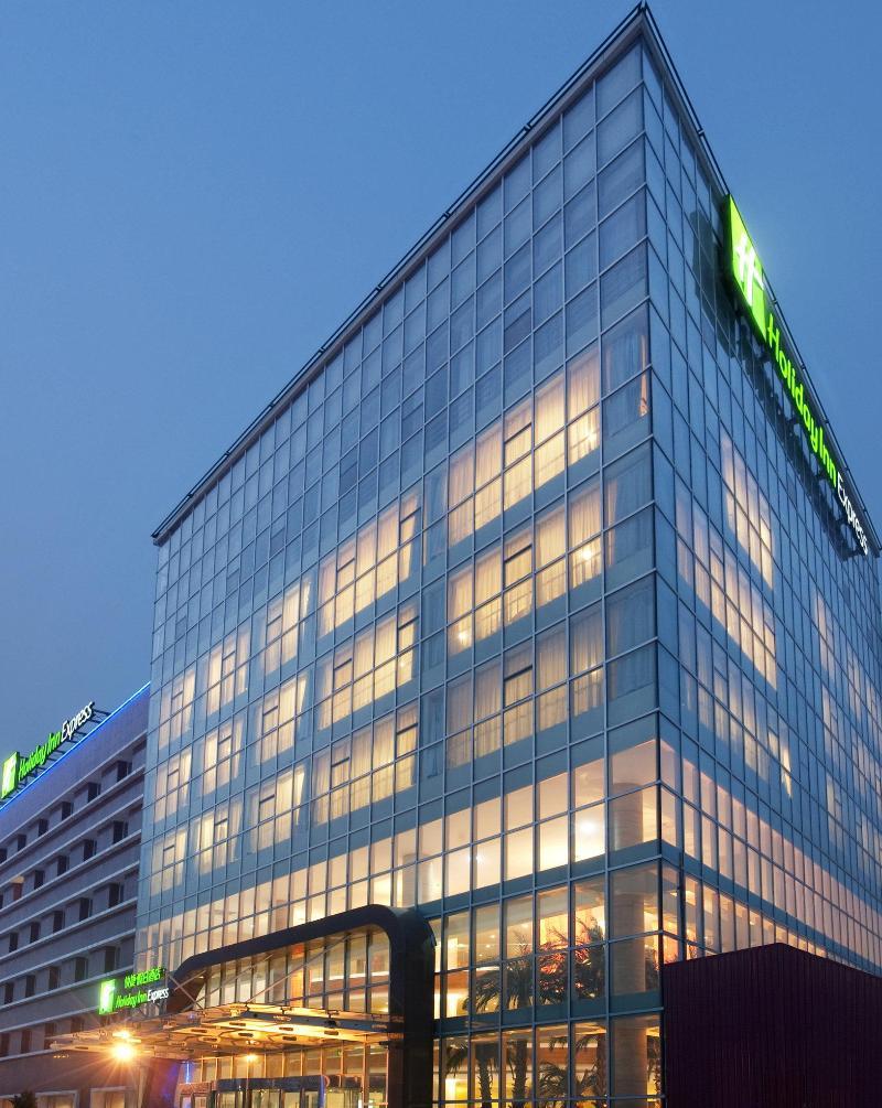 Holiday Inn Express Tianjin Airport By Ihg Εξωτερικό φωτογραφία
